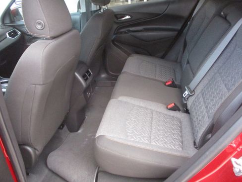 Used 2024 Chevrolet Equinox LT image 5