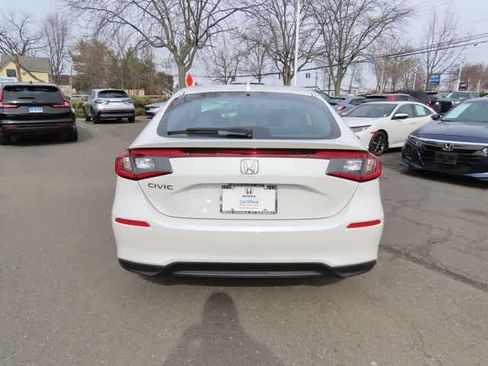 Certified 2024 Honda Civic EX-L image 5