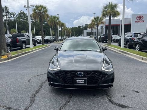 Used 2021 Hyundai Sonata Limited FWD image 3