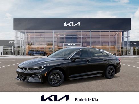 New 2026 Kia K5 LXS FWD image 3