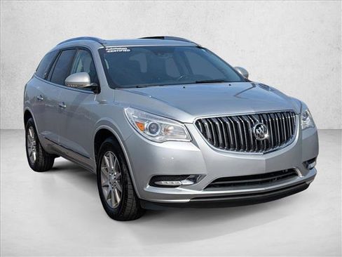 Used 2017 Buick Enclave Leather FWD image 3