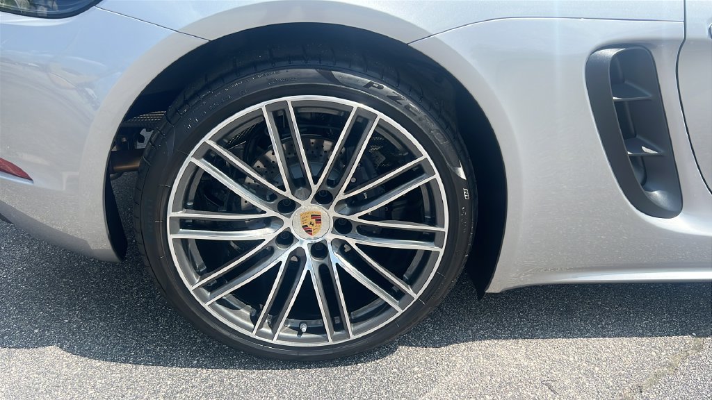 Certified 2024 Porsche 718 Cayman w/ Premium Package RWD image 20