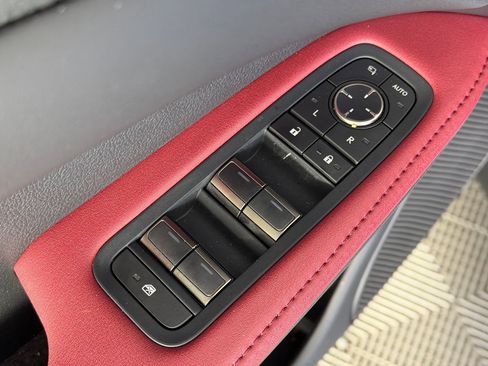 Used 2024 Lexus RX 500h F Sport w/ Convenience Package image 12