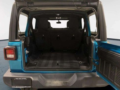 Used 2020 Jeep Wrangler Unlimited Sport S AWD/4WD image 31