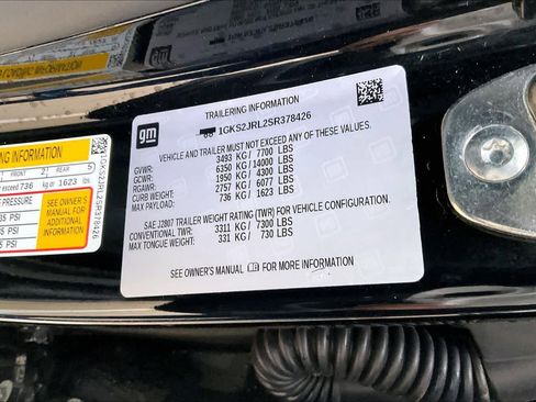 Certified 2025 GMC Yukon XL Denali AWD/4WD image 33