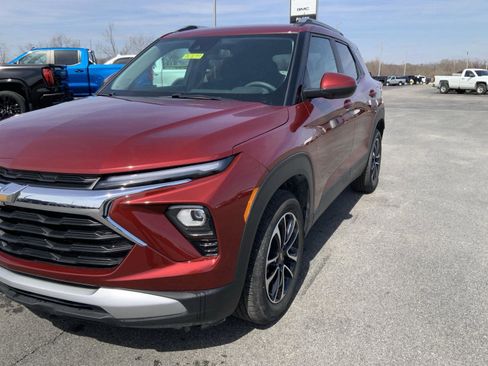 Used 2025 Chevrolet TrailBlazer LT image 13