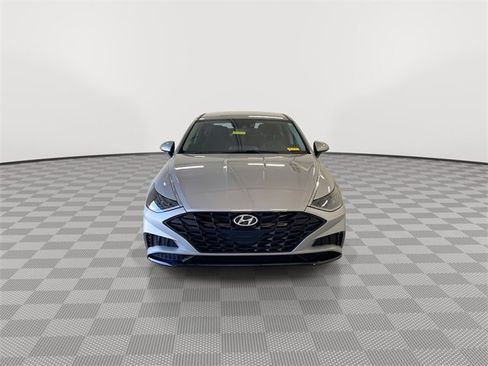 Used 2023 Hyundai Sonata SEL image 3