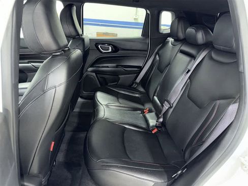 Used 2024 Jeep Compass Trailhawk image 17