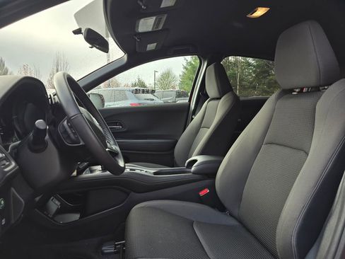 Certified 2022 Honda HR-V Sport image 2