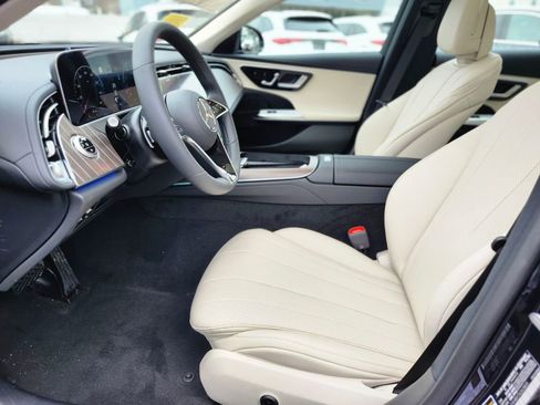 New 2026 Mercedes-Benz E 350 4MATIC Sedan image 18