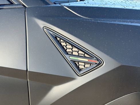 Used 2024 Lamborghini Urus S AWD/4WD image 48