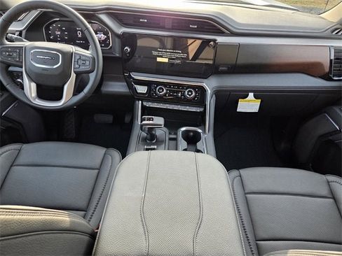 New 2026 GMC Sierra 1500 Denali w/ Denali Reserve Package image 12
