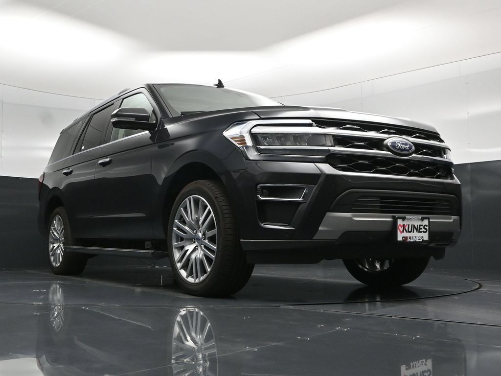 Used 2024 Ford Expedition Limited AWD/4WD image 58