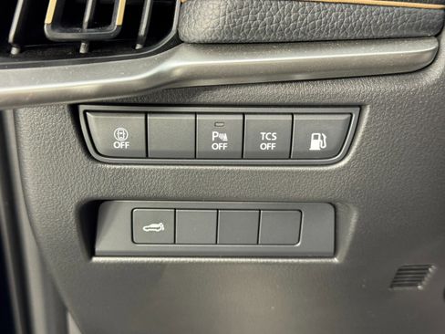 Used 2025 MAZDA CX-90 Plug-In Hybrid w/ Preferred image 17