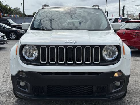 Used 2016 Jeep Renegade Latitude FWD image 10