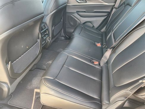 New 2025 Jeep Grand Cherokee Limited w/ Black Appearance Package image 20