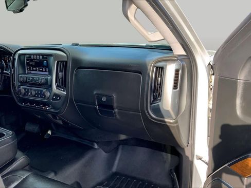 Used 2018 Chevrolet Silverado 1500 LTZ w/ Sport Package AWD/4WD image 18