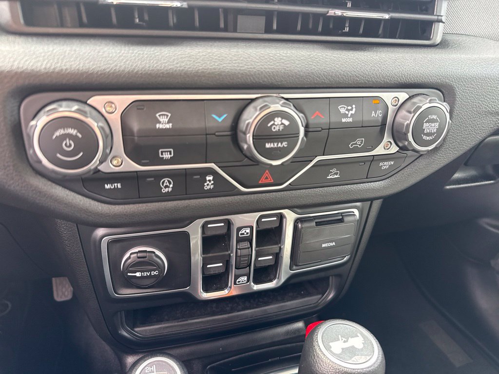 Certified 2025 Jeep Wrangler Unlimited Sport AWD/4WD image 21