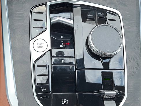 New 2026 BMW X5 xDrive50e w/ M Sport Package image 36