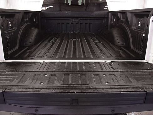 Used 2024 Ford F350 Platinum w/ Tremor Off-Road Package AWD/4WD image 8