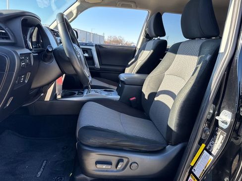 Used 2018 Toyota 4Runner SR5 image 16