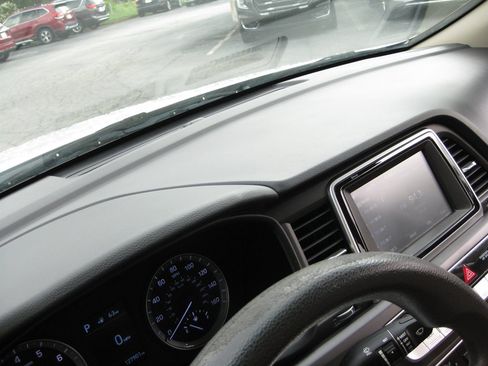 Used 2018 Hyundai Sonata SE FWD image 22