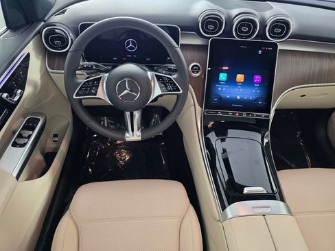 New 2027 Mercedes-Benz GLC 300 image 10