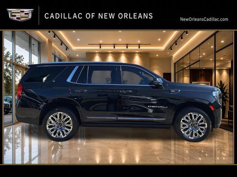 Used 2023 GMC Yukon Denali Ultimate AWD/4WD image 2