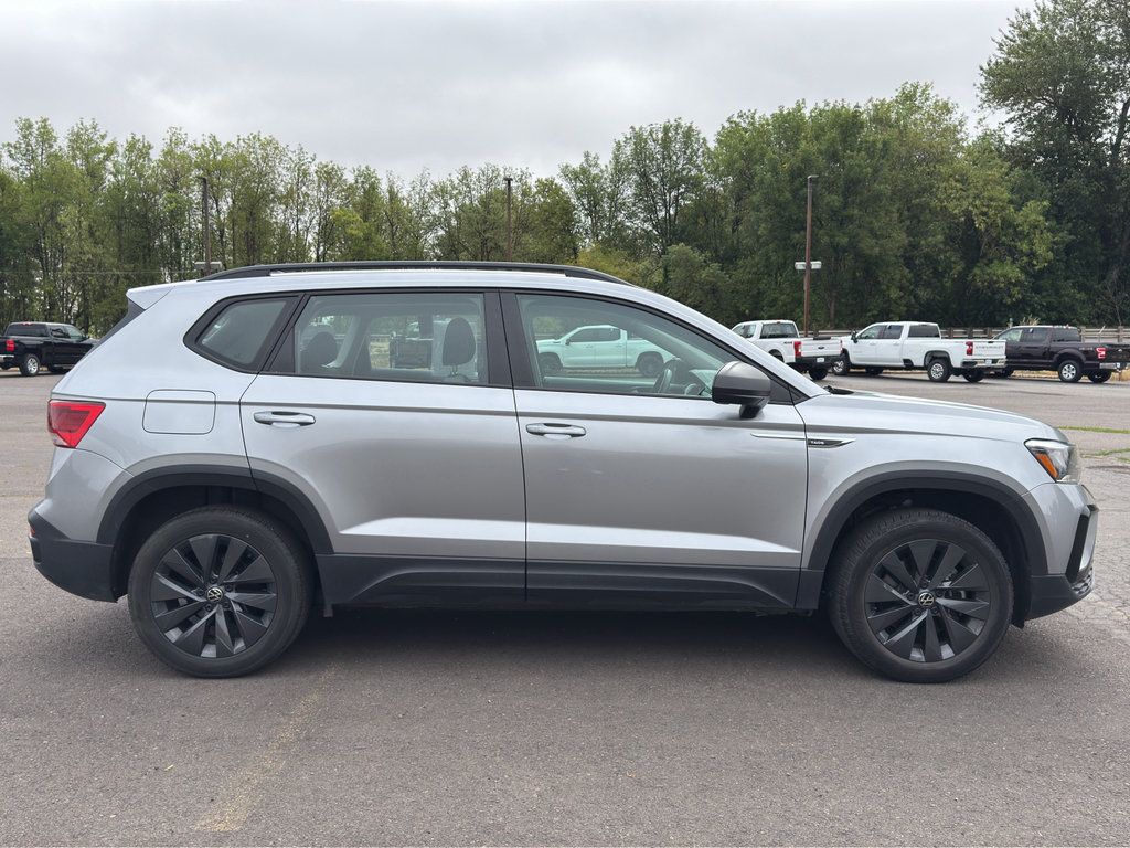Used 2024 Volkswagen Taos S FWD image 26