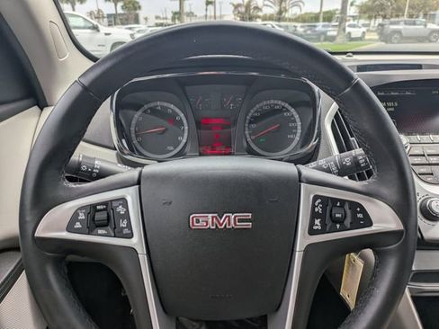 Used 2017 GMC Terrain SLE w/ Technology Package image 29