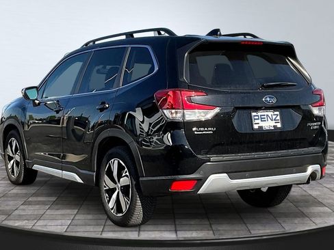Used 2020 Subaru Forester Touring AWD/4WD image 4