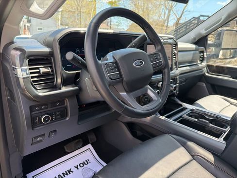 Used 2024 Ford F250 Lariat w/ Lariat Ultimate Package AWD/4WD image 15