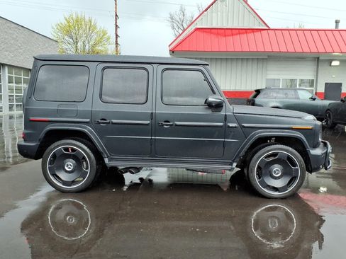 Used 2025 Mercedes-Benz G 63 AMG 4MATIC image 6