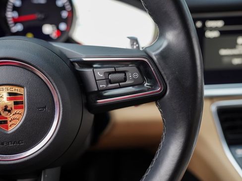 Used 2022 Porsche Panamera Platinum Edition image 29