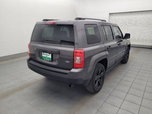 Used 2014 Jeep Patriot Sport image 9