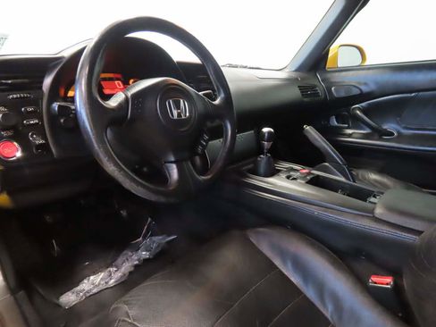 Used 2006 Honda S2000 image 10