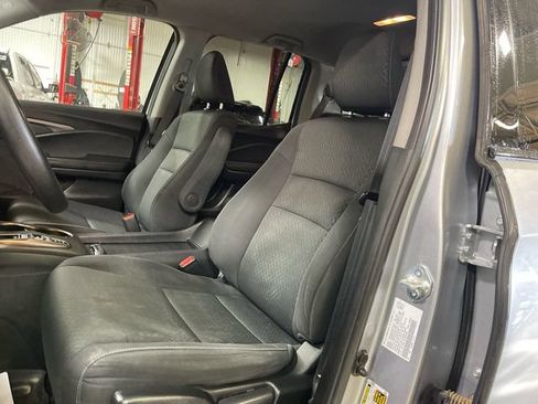 Used 2020 Honda Ridgeline Sport image 11