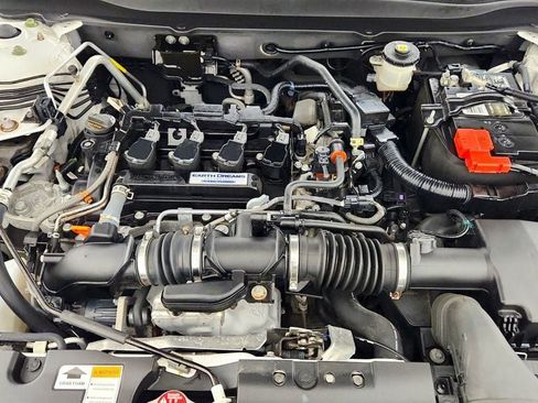 Used 2019 Honda Accord EX image 26