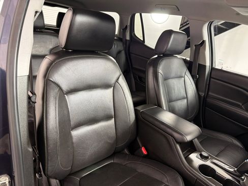 Used 2018 GMC Acadia SLT FWD image 25