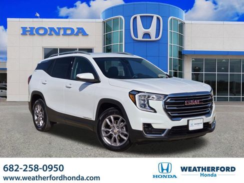 Used 2024 GMC Terrain SLT AWD/4WD image 1