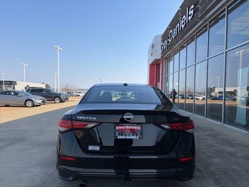 Certified 2025 Nissan Sentra SR image 3