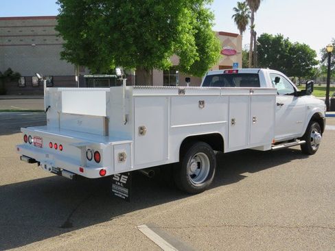 New 2022 RAM 3500 Tradesman image 19