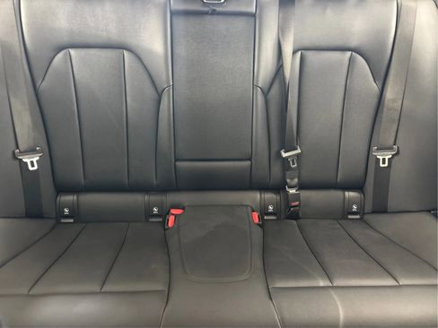 Used 2019 BMW 330i xDrive Sedan w/ Convenience Package image 20