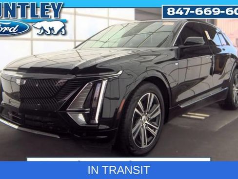 Used 2024 Cadillac Lyriq Luxury AWD/4WD image 1
