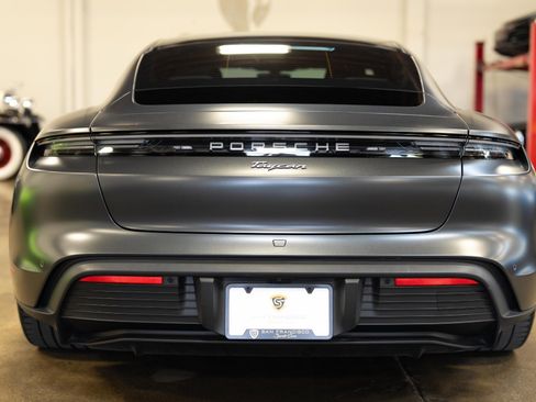 Used 2025 Porsche Taycan RWD image 38