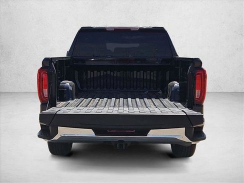 Used 2024 GMC Sierra 1500 SLT AWD/4WD image 6