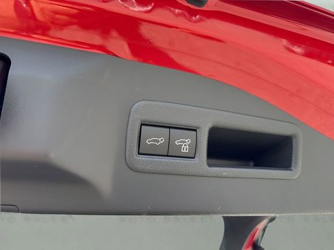 Used 2023 Subaru Solterra AWD image 33