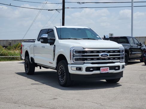 Used 2024 Ford F250 Platinum AWD/4WD image 3