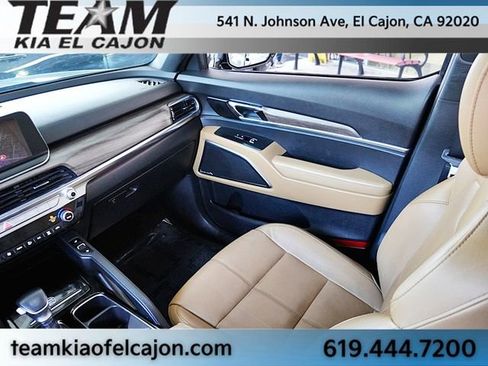 Certified 2021 Kia Telluride SX w/ Towing Package FWD image 26