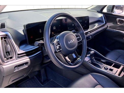 Used 2024 Kia Sorento S AWD/4WD image 13
